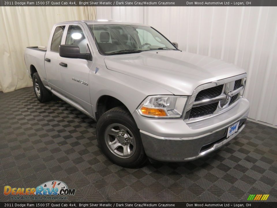 2011 Dodge Ram 1500 ST Quad Cab 4x4 Bright Silver Metallic / Dark Slate Gray/Medium Graystone Photo #3