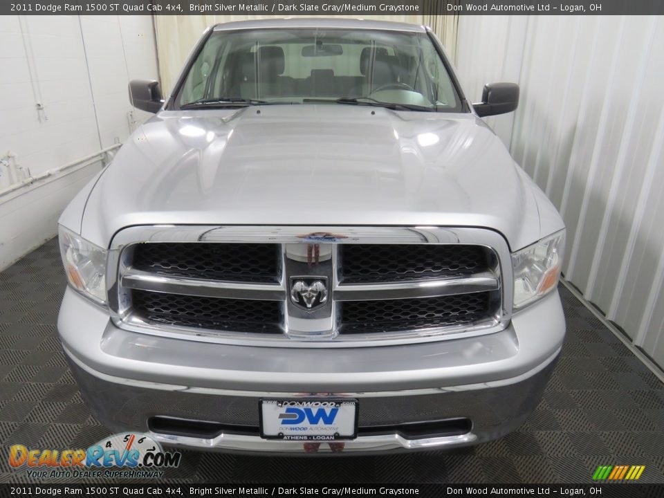 2011 Dodge Ram 1500 ST Quad Cab 4x4 Bright Silver Metallic / Dark Slate Gray/Medium Graystone Photo #4