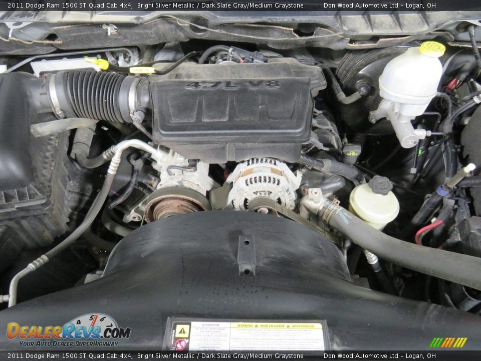 2011 Dodge Ram 1500 ST Quad Cab 4x4 Bright Silver Metallic / Dark Slate Gray/Medium Graystone Photo #6
