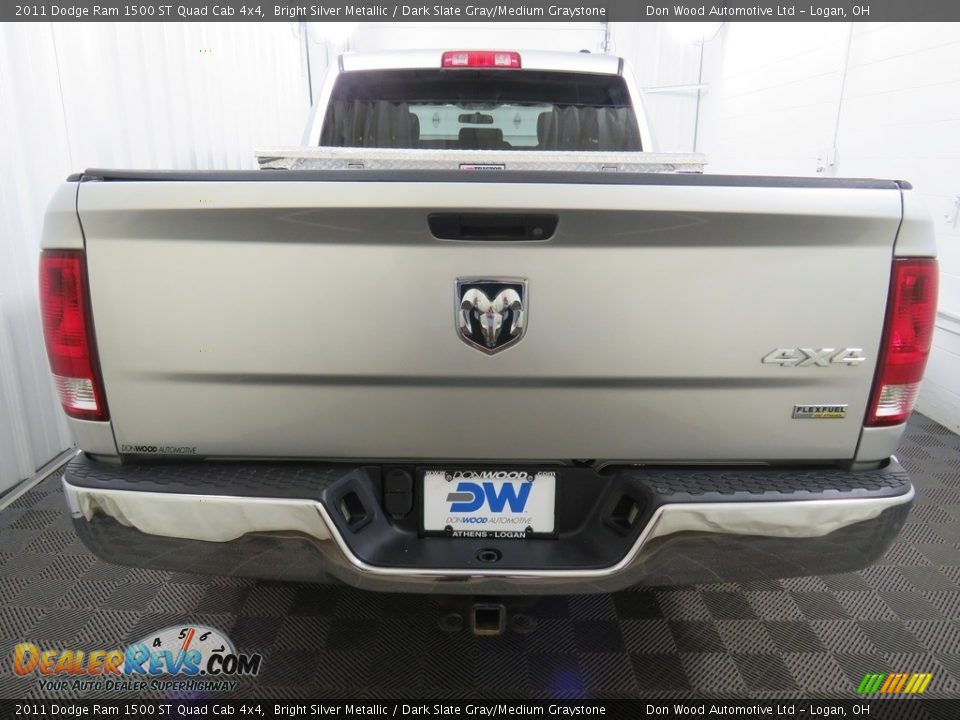 2011 Dodge Ram 1500 ST Quad Cab 4x4 Bright Silver Metallic / Dark Slate Gray/Medium Graystone Photo #11