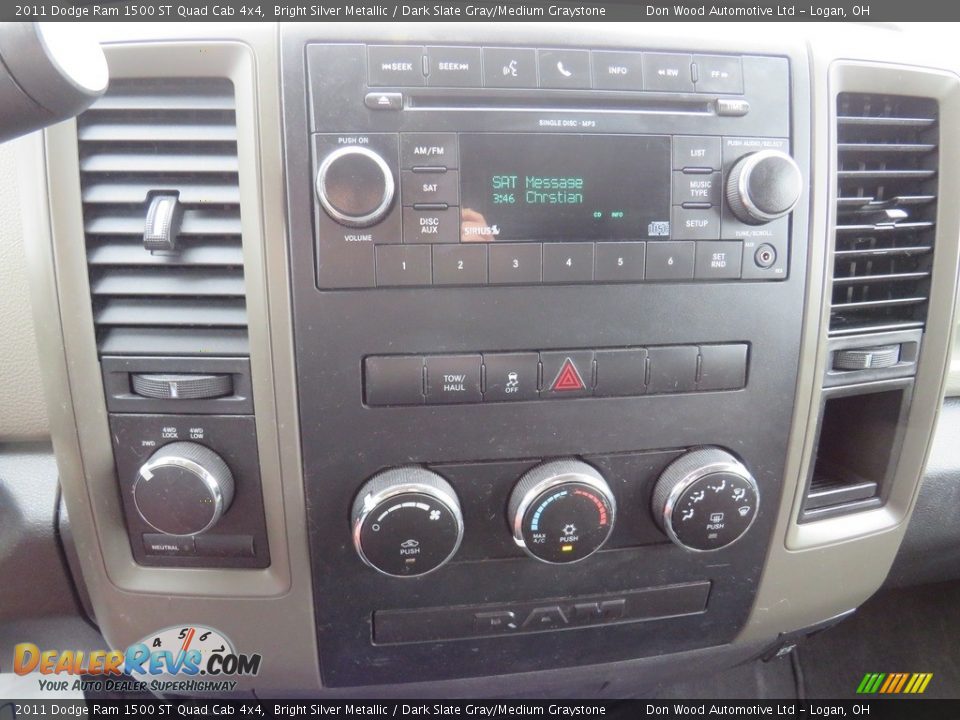 2011 Dodge Ram 1500 ST Quad Cab 4x4 Bright Silver Metallic / Dark Slate Gray/Medium Graystone Photo #33