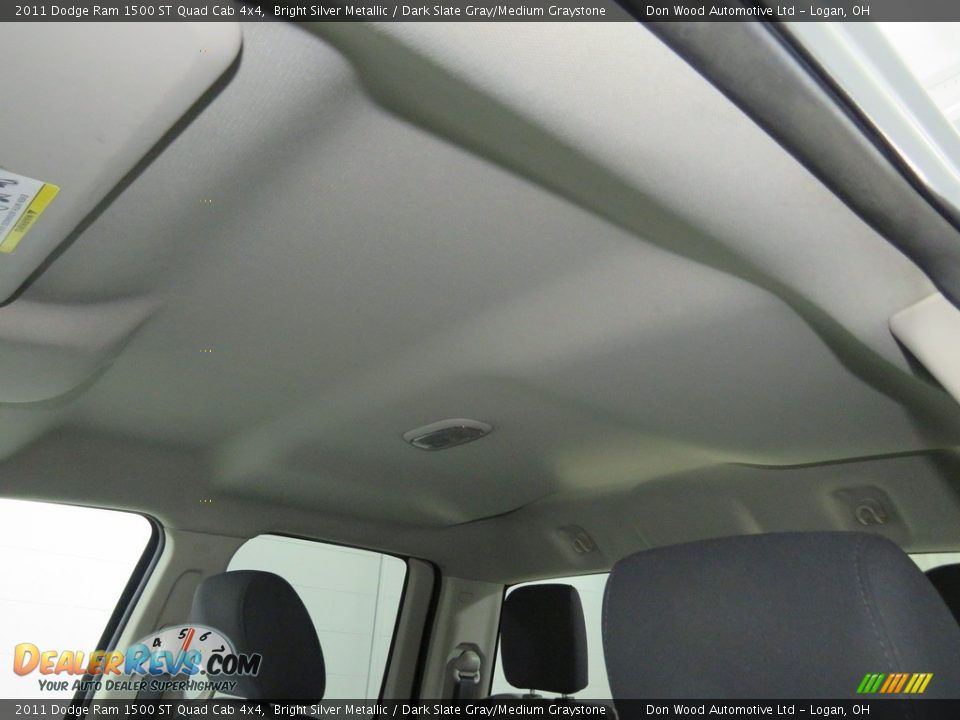 2011 Dodge Ram 1500 ST Quad Cab 4x4 Bright Silver Metallic / Dark Slate Gray/Medium Graystone Photo #35