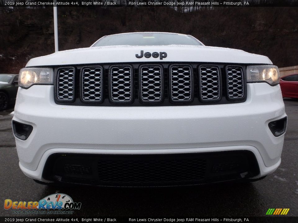 2019 Jeep Grand Cherokee Altitude 4x4 Bright White / Black Photo #9