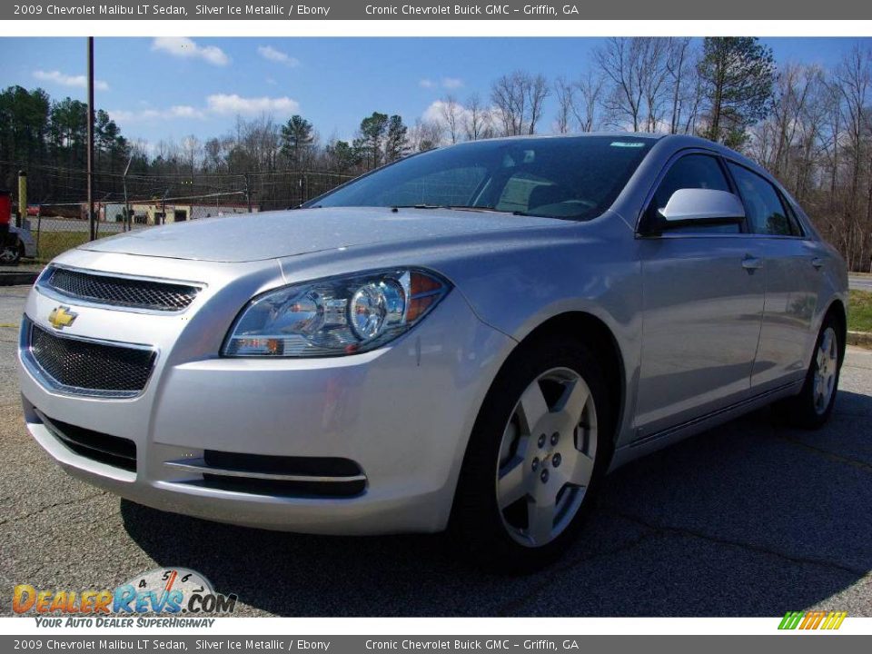2009 Chevrolet Malibu LT Sedan Silver Ice Metallic / Ebony Photo #2