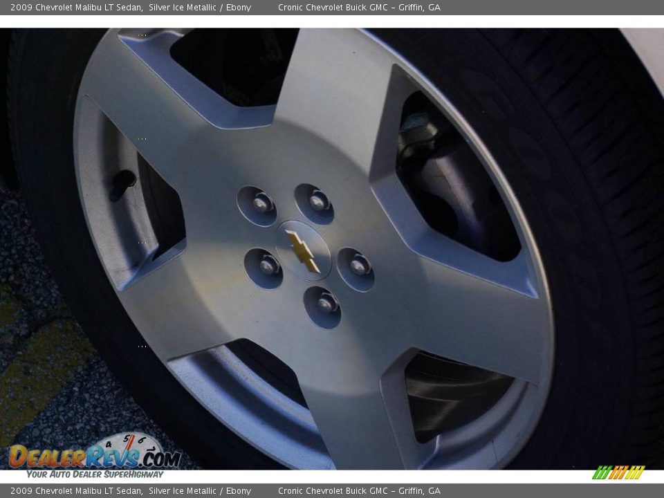 2009 Chevrolet Malibu LT Sedan Silver Ice Metallic / Ebony Photo #9