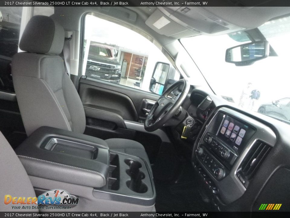 2017 Chevrolet Silverado 2500HD LT Crew Cab 4x4 Black / Jet Black Photo #3