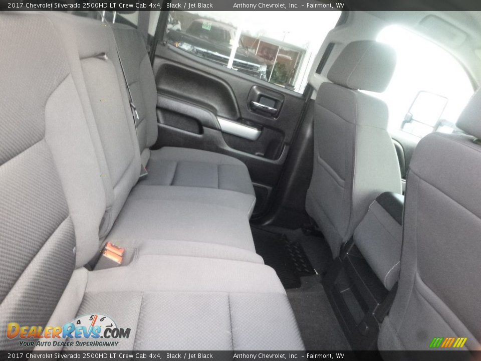 2017 Chevrolet Silverado 2500HD LT Crew Cab 4x4 Black / Jet Black Photo #5
