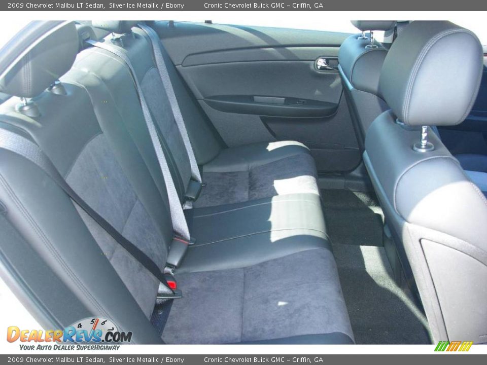 2009 Chevrolet Malibu LT Sedan Silver Ice Metallic / Ebony Photo #14