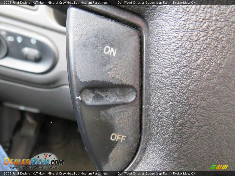 2005 Ford Explorer XLT 4x4 Mineral Grey Metallic / Medium Parchment Photo #21