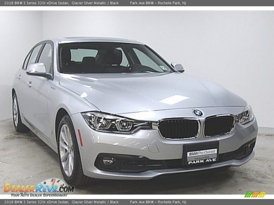 2018 BMW 3 Series 320i xDrive Sedan Glacier Silver Metallic / Black Photo #5