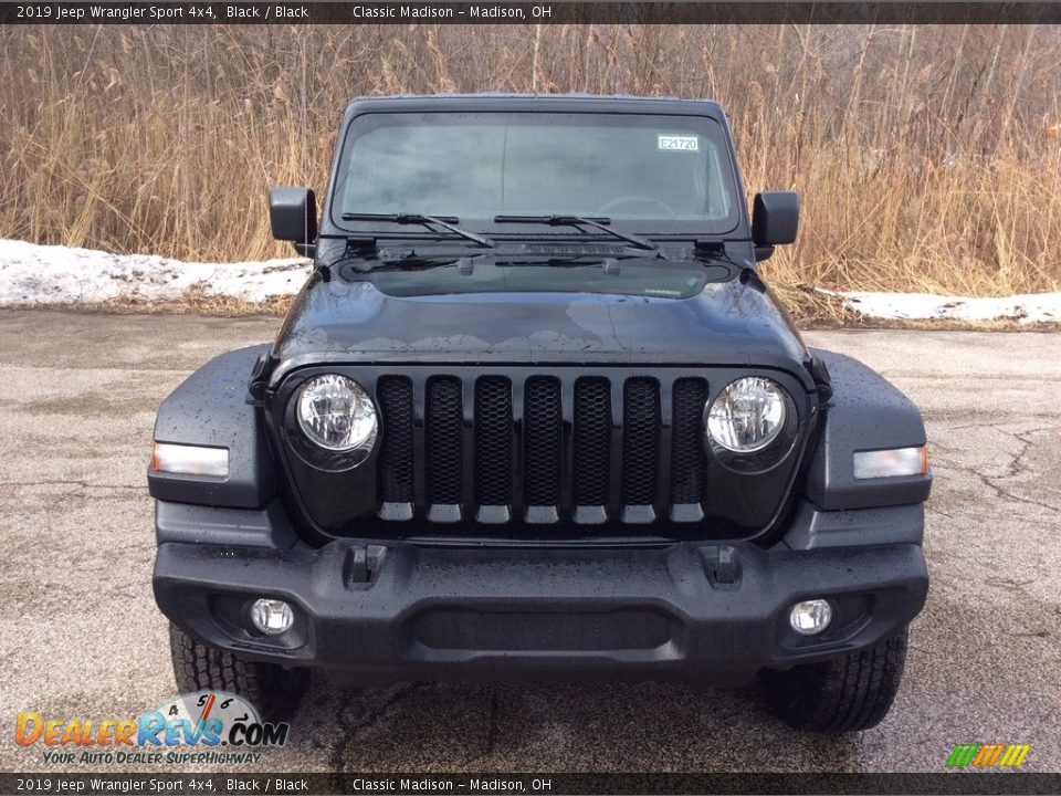 2019 Jeep Wrangler Sport 4x4 Black / Black Photo #2