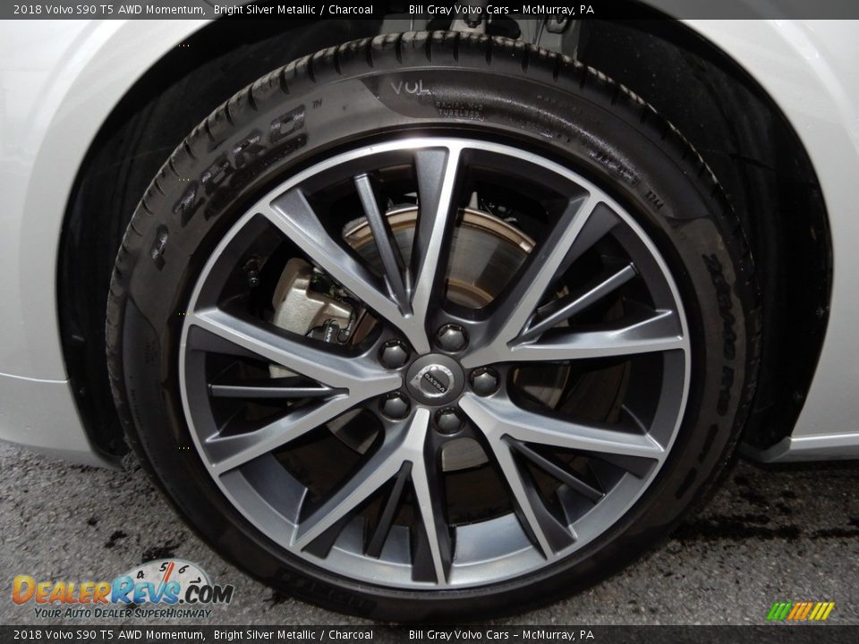 2018 Volvo S90 T5 AWD Momentum Bright Silver Metallic / Charcoal Photo #10
