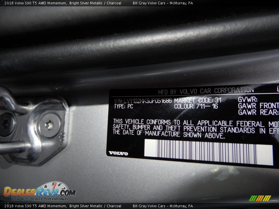 2018 Volvo S90 T5 AWD Momentum Bright Silver Metallic / Charcoal Photo #14