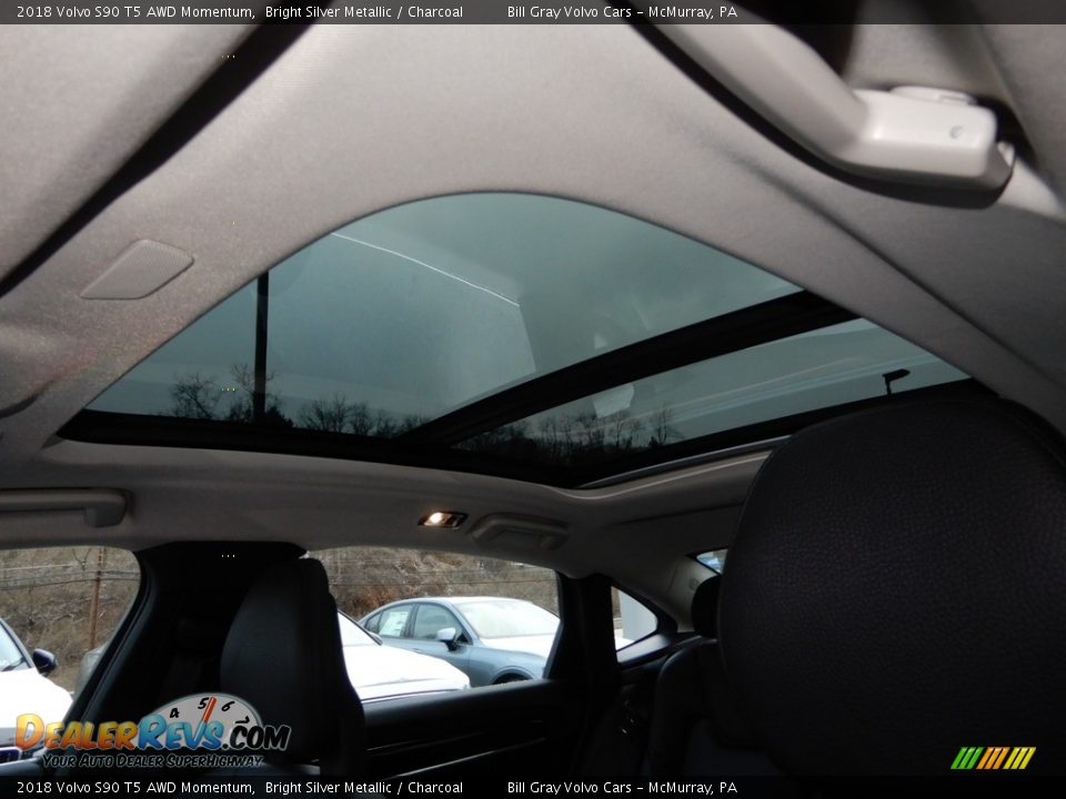 2018 Volvo S90 T5 AWD Momentum Bright Silver Metallic / Charcoal Photo #16