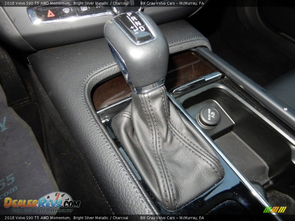 2018 Volvo S90 T5 AWD Momentum Bright Silver Metallic / Charcoal Photo #18