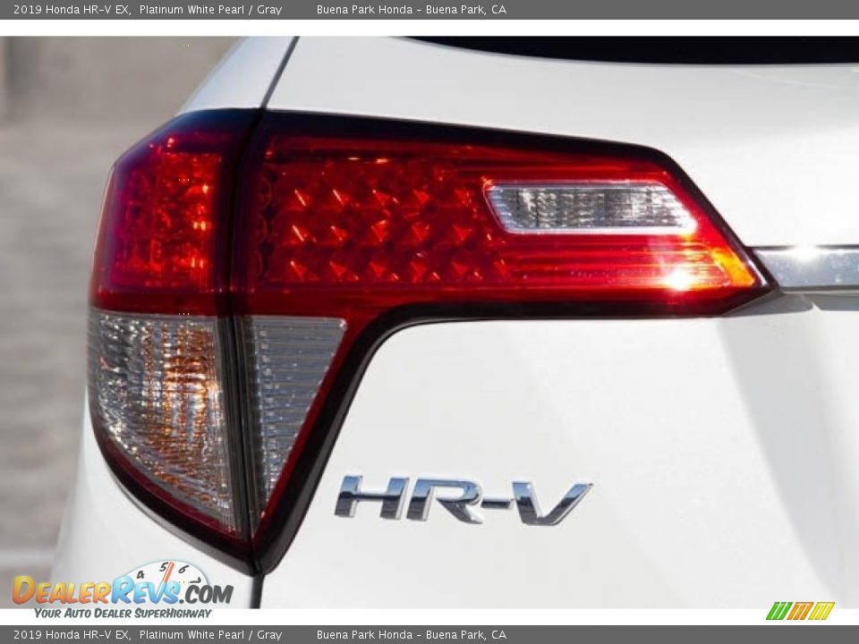 2019 Honda HR-V EX Platinum White Pearl / Gray Photo #7
