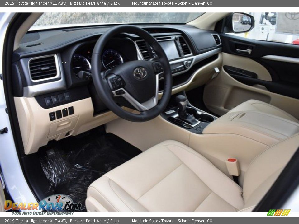 2019 Toyota Highlander XLE AWD Blizzard Pearl White / Black Photo #5