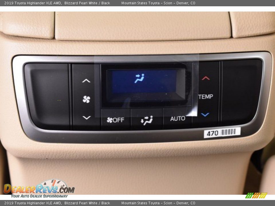 2019 Toyota Highlander XLE AWD Blizzard Pearl White / Black Photo #17