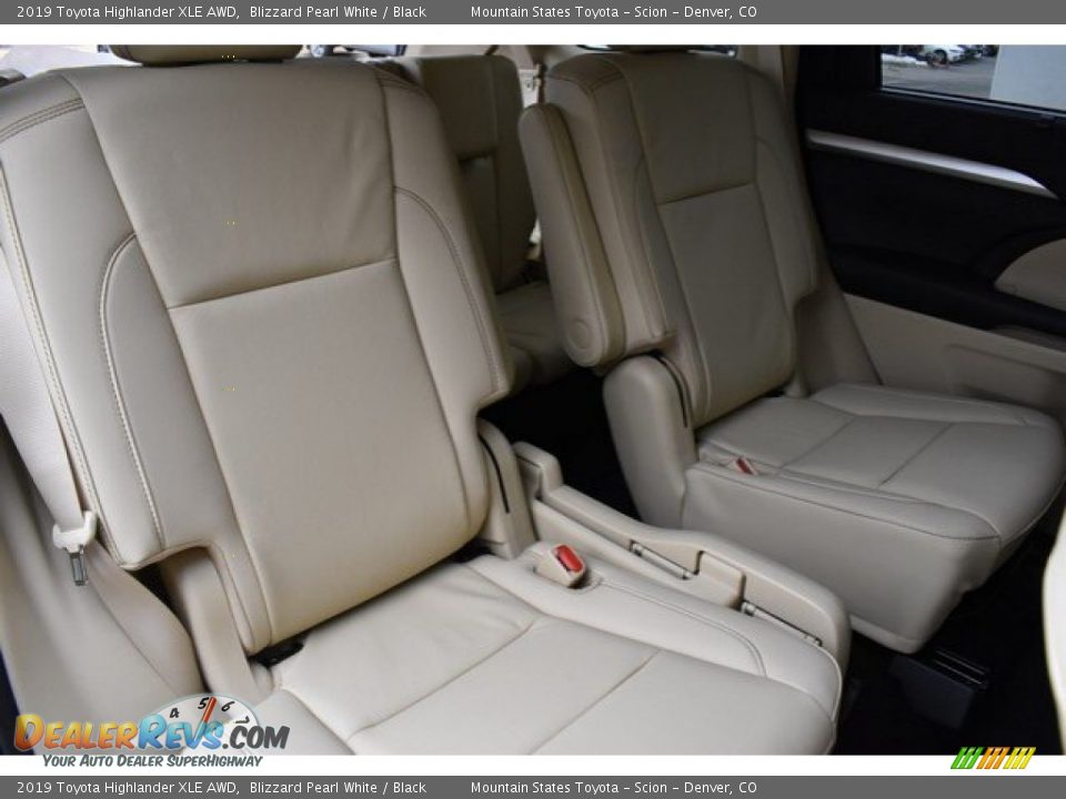 2019 Toyota Highlander XLE AWD Blizzard Pearl White / Black Photo #20