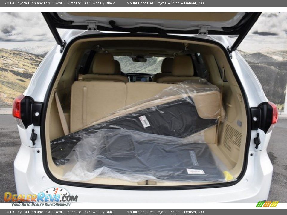 2019 Toyota Highlander XLE AWD Blizzard Pearl White / Black Photo #33