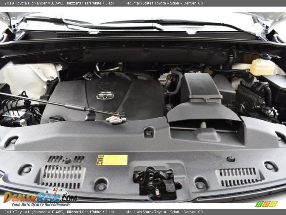 2019 Toyota Highlander XLE AWD Blizzard Pearl White / Black Photo #34