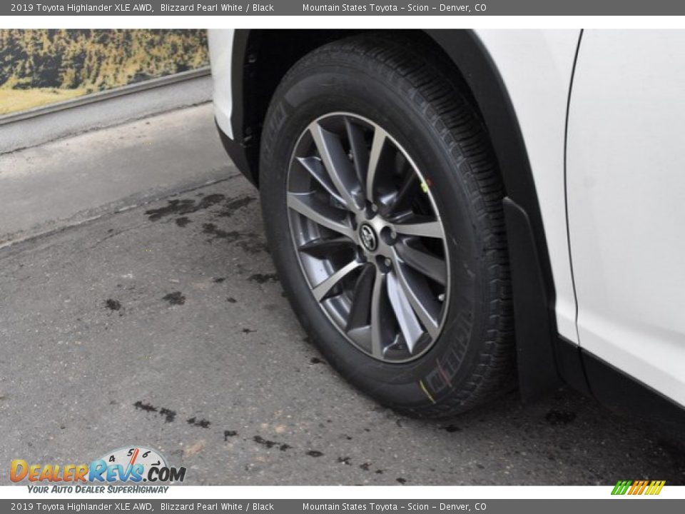 2019 Toyota Highlander XLE AWD Blizzard Pearl White / Black Photo #35