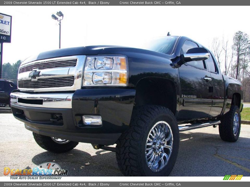 2009 Chevrolet Silverado 1500 LT Extended Cab 4x4 Black / Ebony Photo #2
