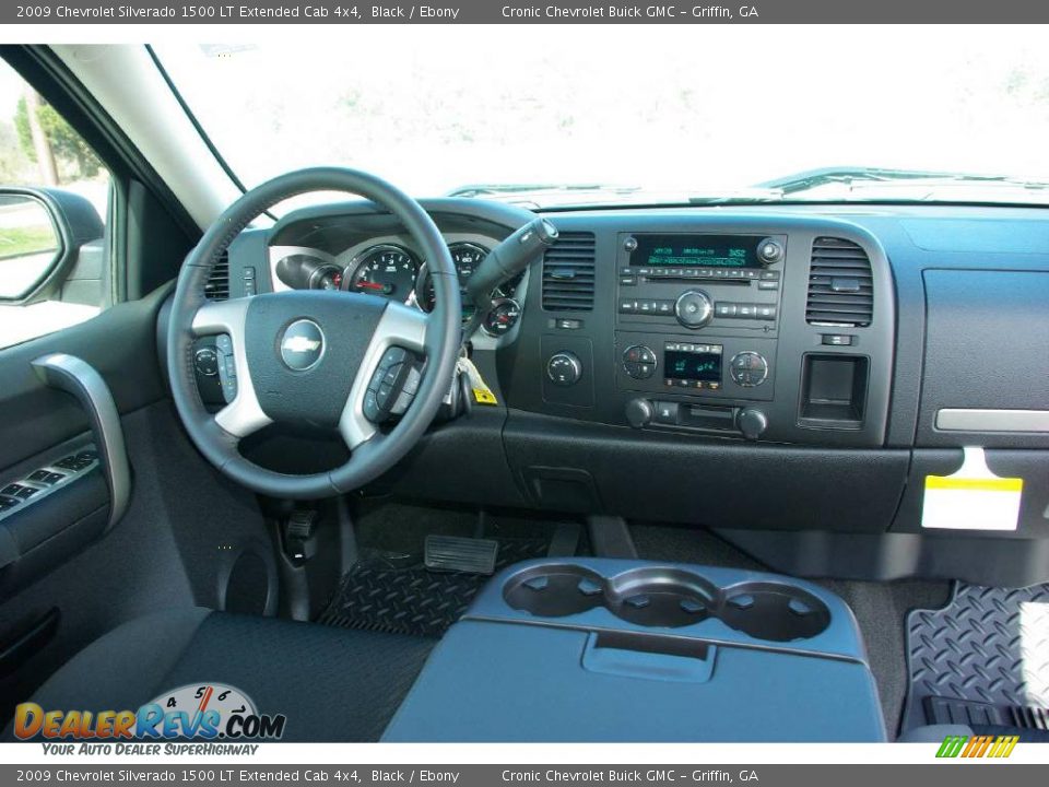 2009 Chevrolet Silverado 1500 LT Extended Cab 4x4 Black / Ebony Photo #16