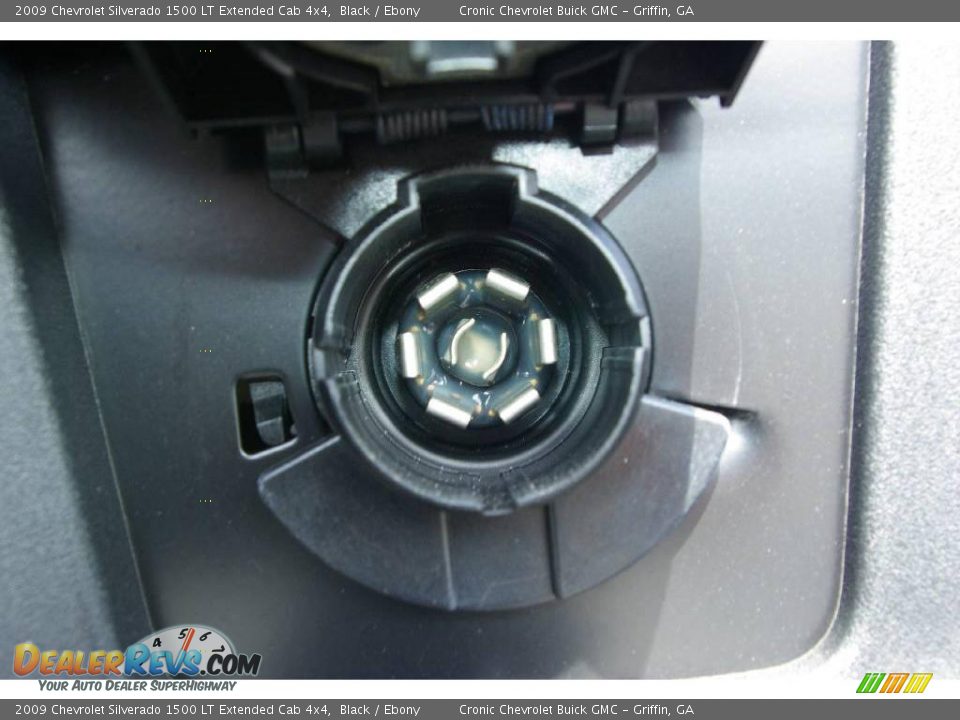 2009 Chevrolet Silverado 1500 LT Extended Cab 4x4 Black / Ebony Photo #18