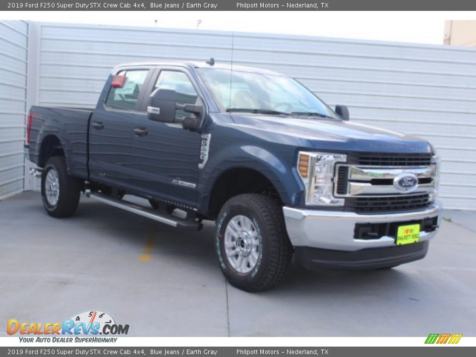 2019 Ford F250 Super Duty STX Crew Cab 4x4 Blue Jeans / Earth Gray Photo #2