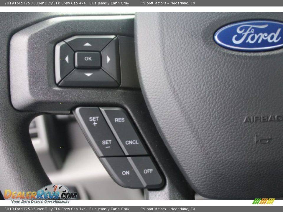 2019 Ford F250 Super Duty STX Crew Cab 4x4 Blue Jeans / Earth Gray Photo #13