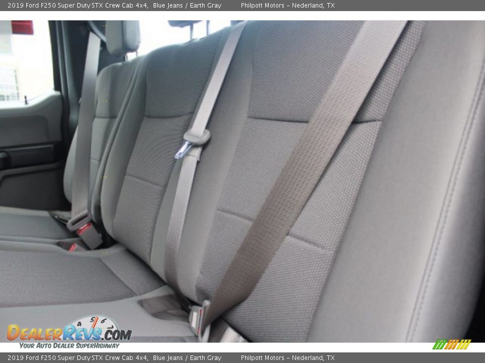 2019 Ford F250 Super Duty STX Crew Cab 4x4 Blue Jeans / Earth Gray Photo #16