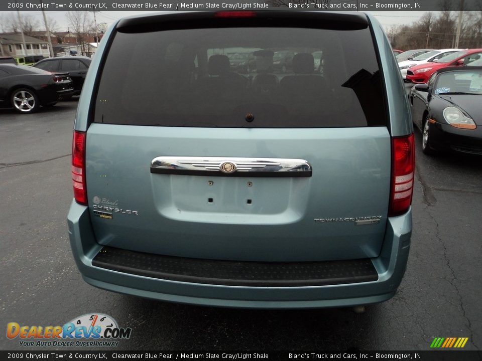 2009 Chrysler Town & Country LX Clearwater Blue Pearl / Medium Slate Gray/Light Shale Photo #21