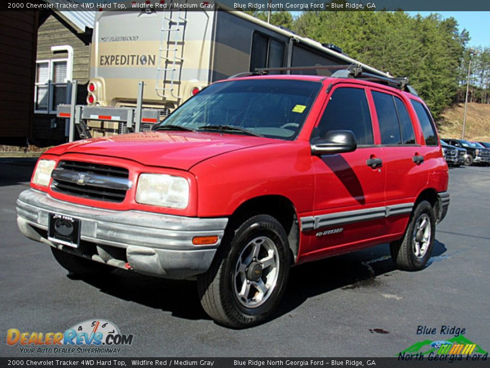 2000 Chevrolet Tracker 4WD Hard Top Wildfire Red / Medium Gray Photo #1