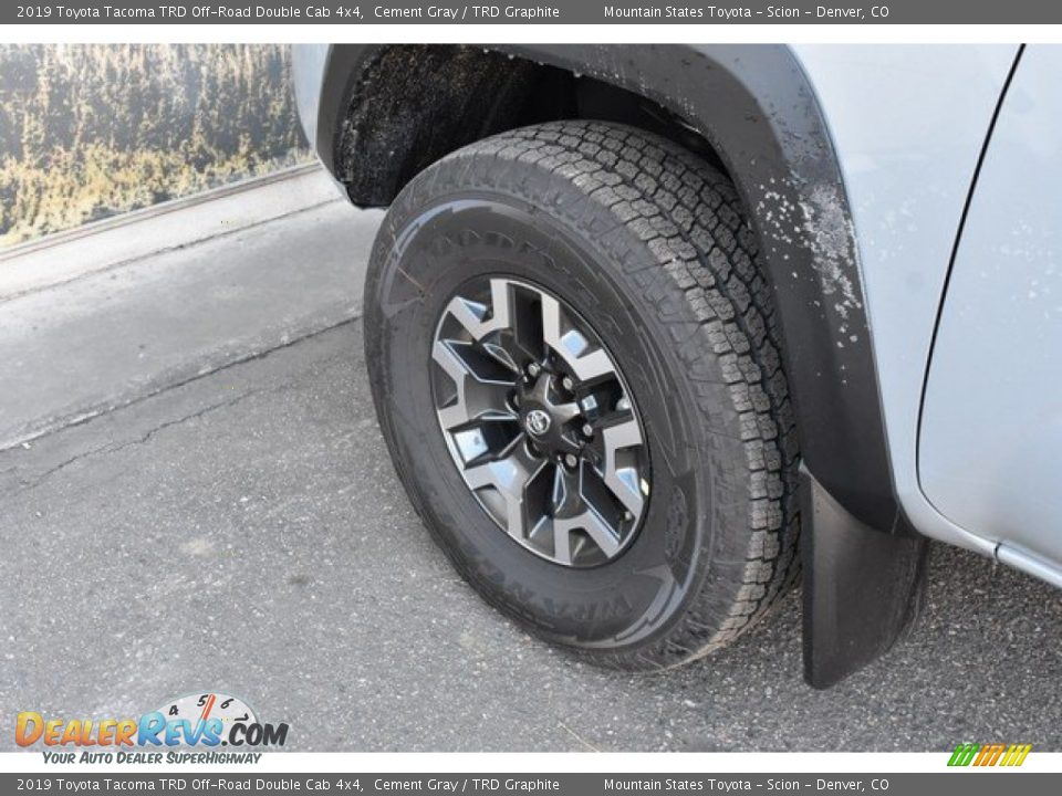 2019 Toyota Tacoma TRD Off-Road Double Cab 4x4 Cement Gray / TRD Graphite Photo #32