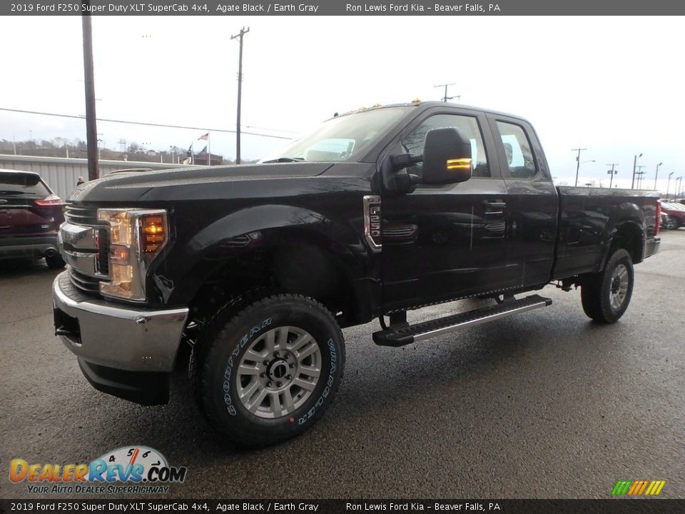 2019 Ford F250 Super Duty XLT SuperCab 4x4 Agate Black / Earth Gray Photo #7