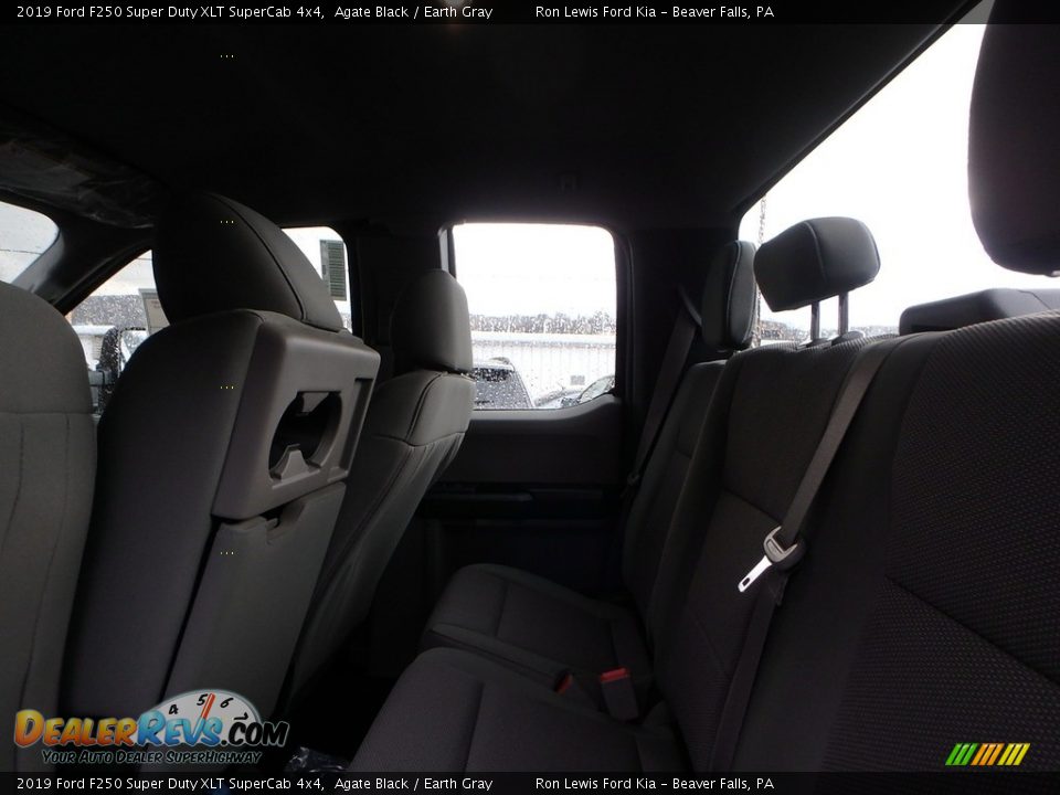 2019 Ford F250 Super Duty XLT SuperCab 4x4 Agate Black / Earth Gray Photo #13