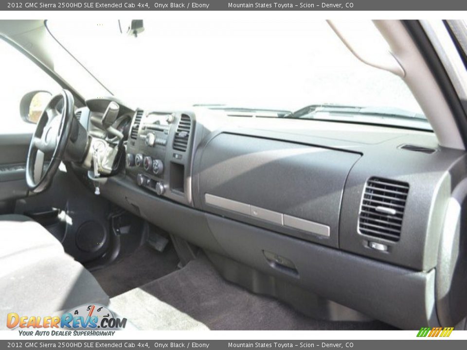 2012 GMC Sierra 2500HD SLE Extended Cab 4x4 Onyx Black / Ebony Photo #16