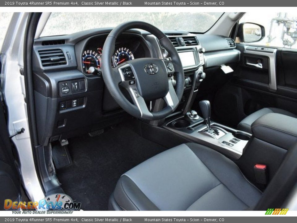 2019 Toyota 4Runner SR5 Premium 4x4 Classic Silver Metallic / Black Photo #5