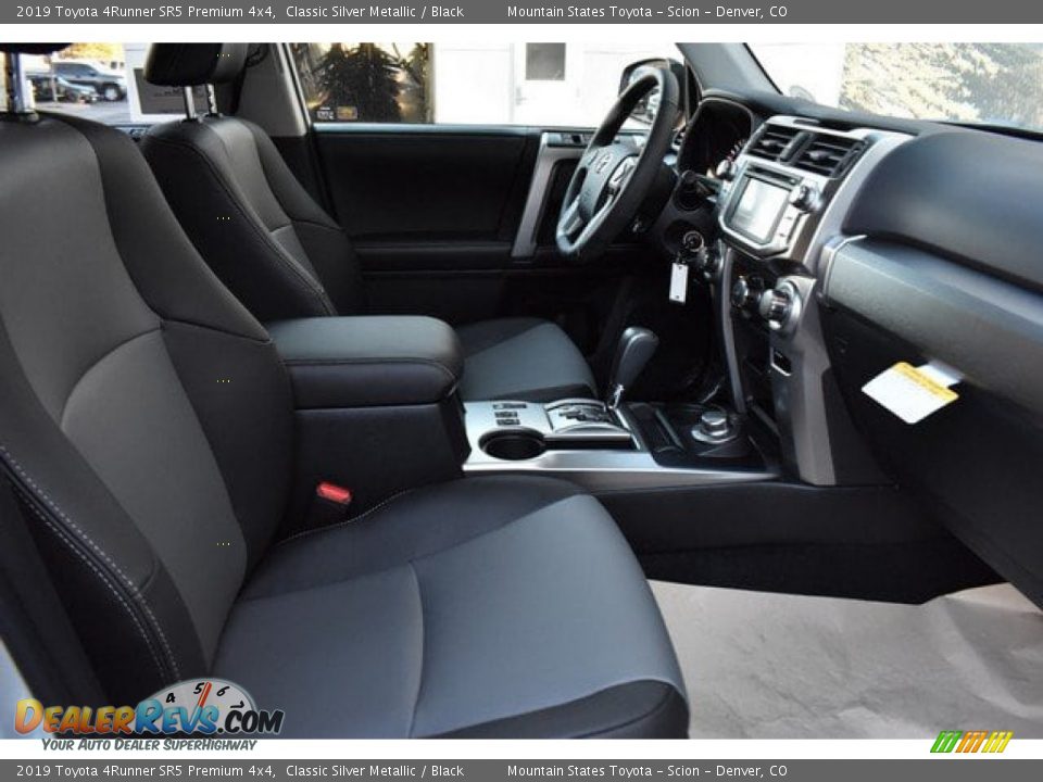 2019 Toyota 4Runner SR5 Premium 4x4 Classic Silver Metallic / Black Photo #12
