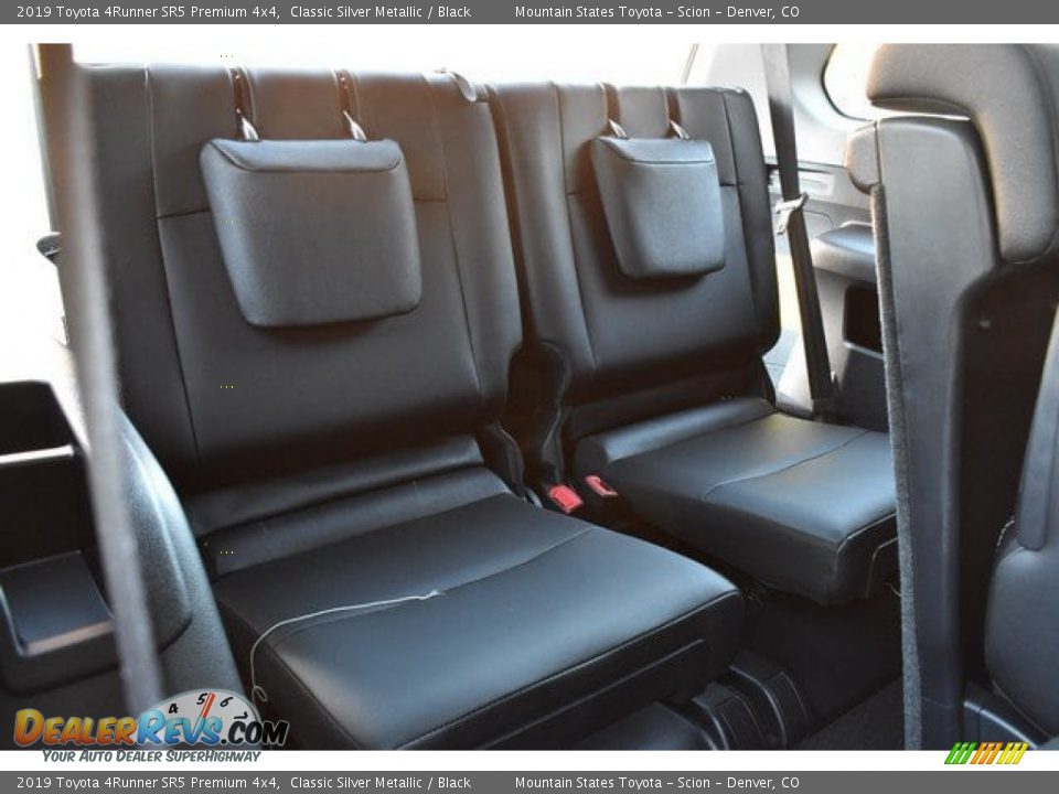 2019 Toyota 4Runner SR5 Premium 4x4 Classic Silver Metallic / Black Photo #20