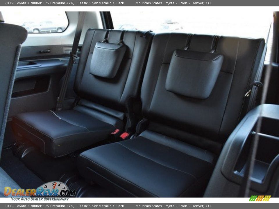 2019 Toyota 4Runner SR5 Premium 4x4 Classic Silver Metallic / Black Photo #21