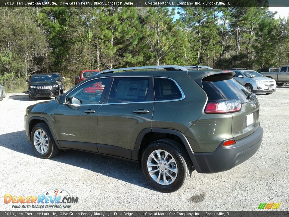 2019 Jeep Cherokee Latitude Olive Green Pearl / Black/Light Frost Beige Photo #3