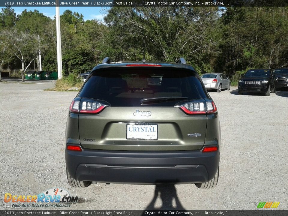 2019 Jeep Cherokee Latitude Olive Green Pearl / Black/Light Frost Beige Photo #4