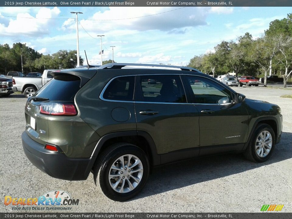 2019 Jeep Cherokee Latitude Olive Green Pearl / Black/Light Frost Beige Photo #5