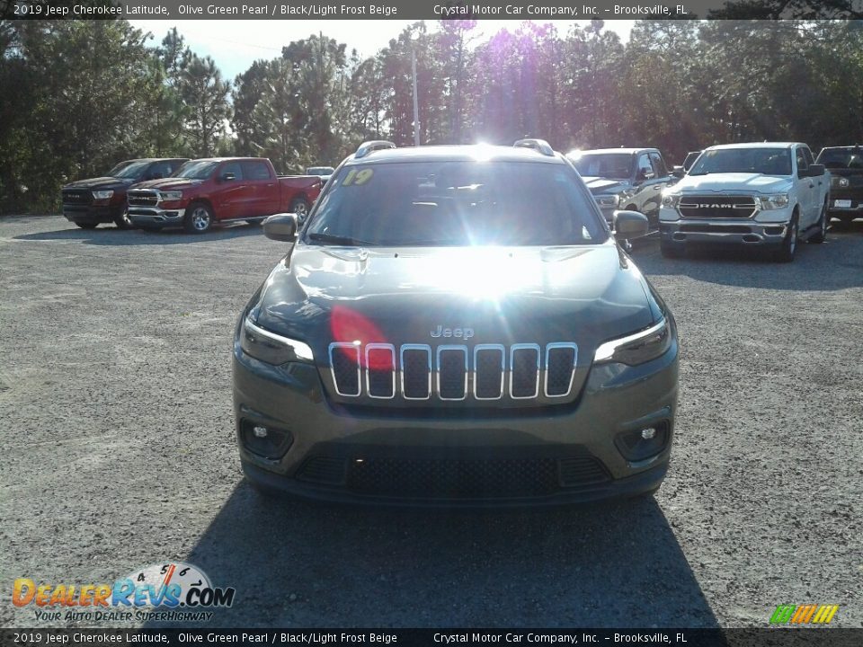 2019 Jeep Cherokee Latitude Olive Green Pearl / Black/Light Frost Beige Photo #8