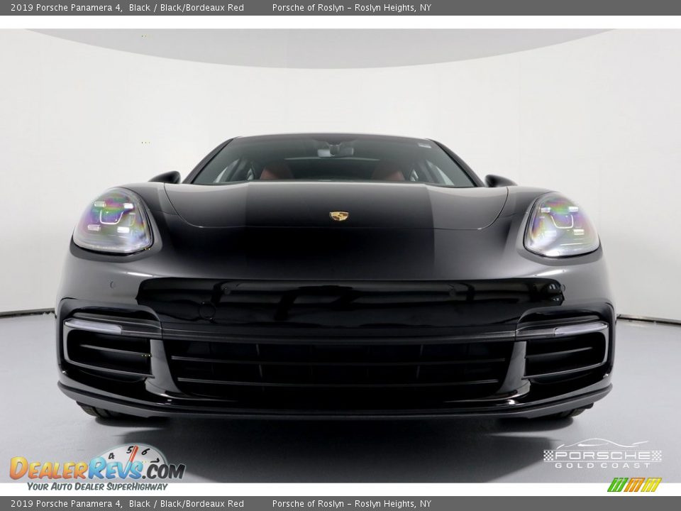 2019 Porsche Panamera 4 Black / Black/Bordeaux Red Photo #2