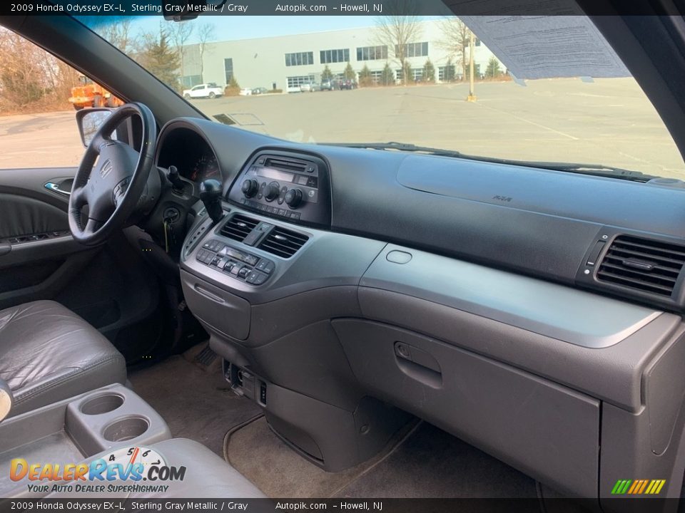 2009 Honda Odyssey EX-L Sterling Gray Metallic / Gray Photo #16