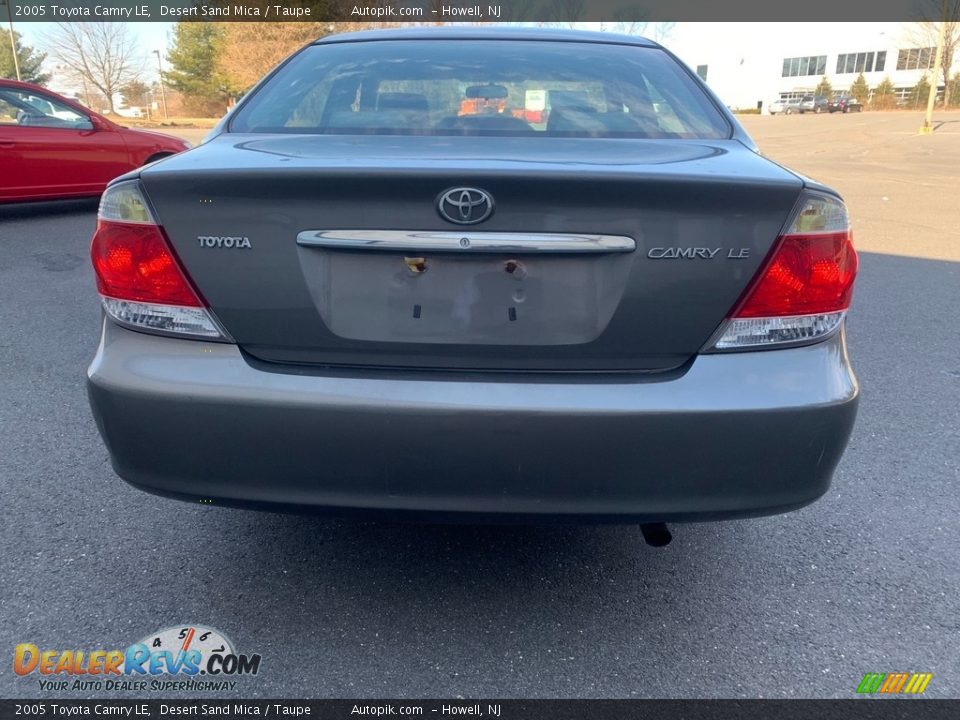 2005 Toyota Camry LE Desert Sand Mica / Taupe Photo #6