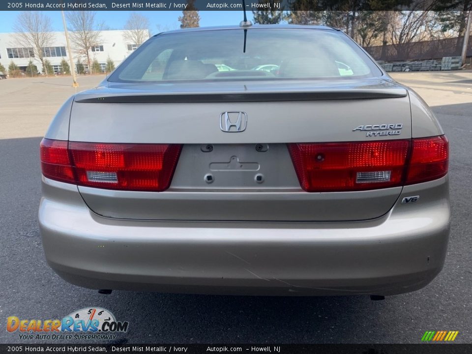 2005 Honda Accord Hybrid Sedan Desert Mist Metallic / Ivory Photo #6